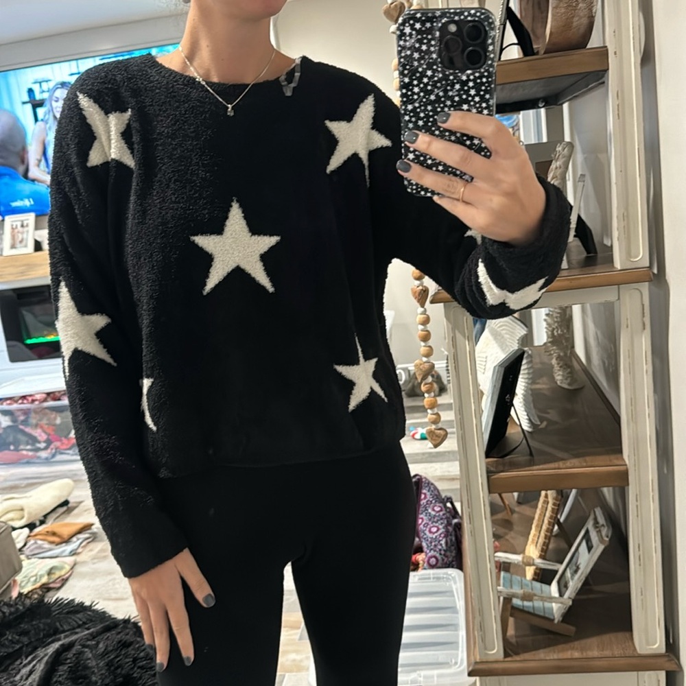 Black and white star sweater. Size medium brand new with tags
